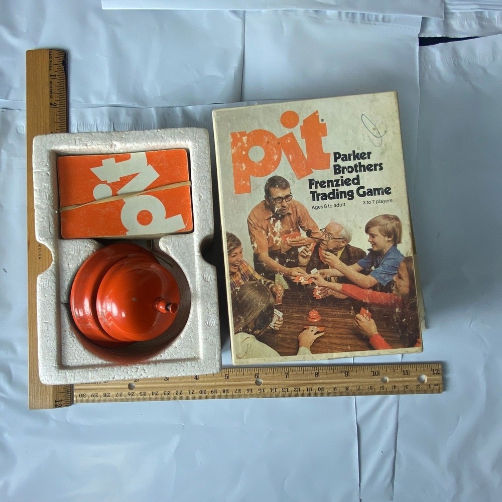 Parker Brothers Pit Frenzied Trading Game‎ Complete with Bell and Cards
